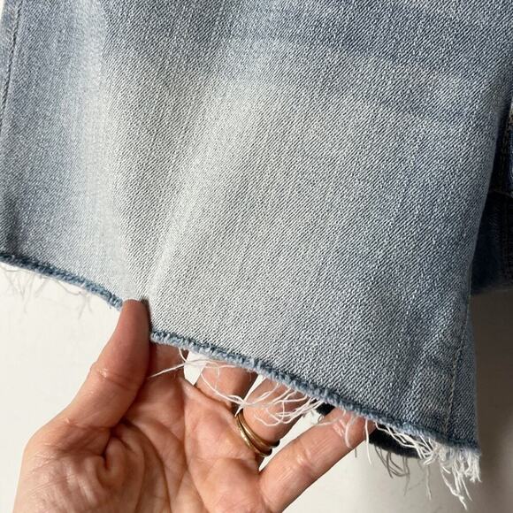 Aeropostale Womens Jean Shorts 9/10 Distressed Cut Off Light Wash Denim Low Rise - Picture 3 of 6